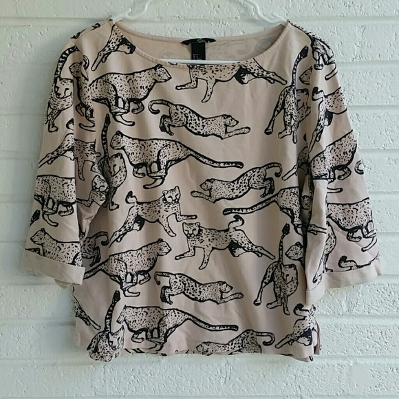 H&M Tops - HM Animal Print Top Sz Medium